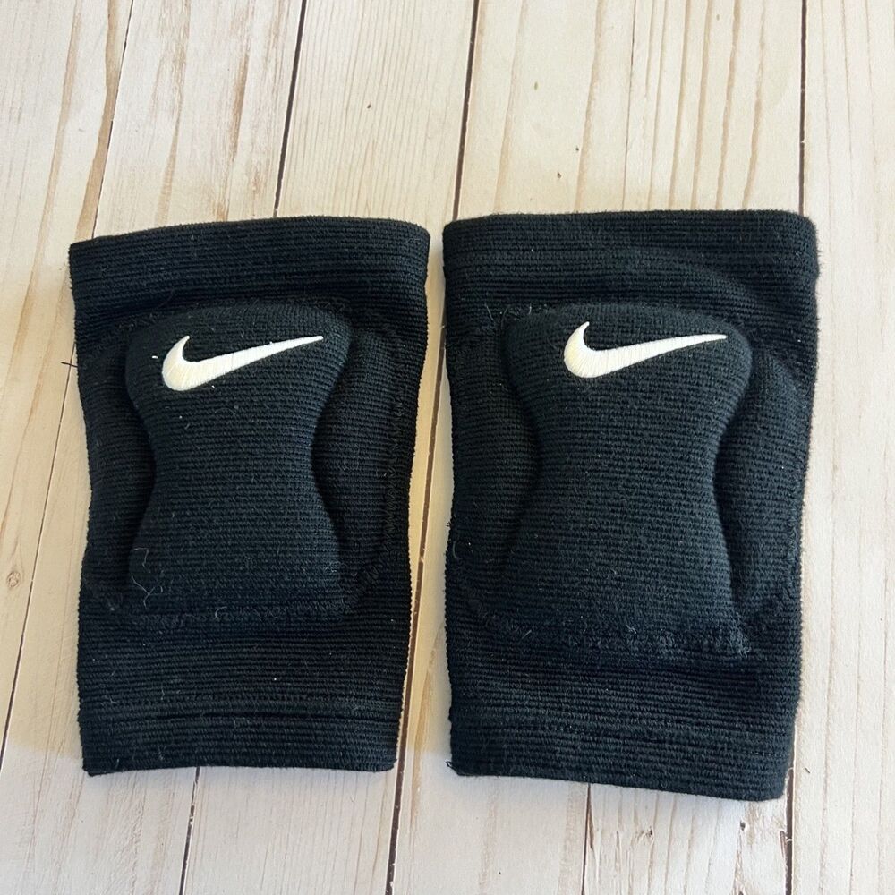 Nike Volleyball Knee Pads Black XS/S Youth Adult Pair Dri-FIT Protective Pads